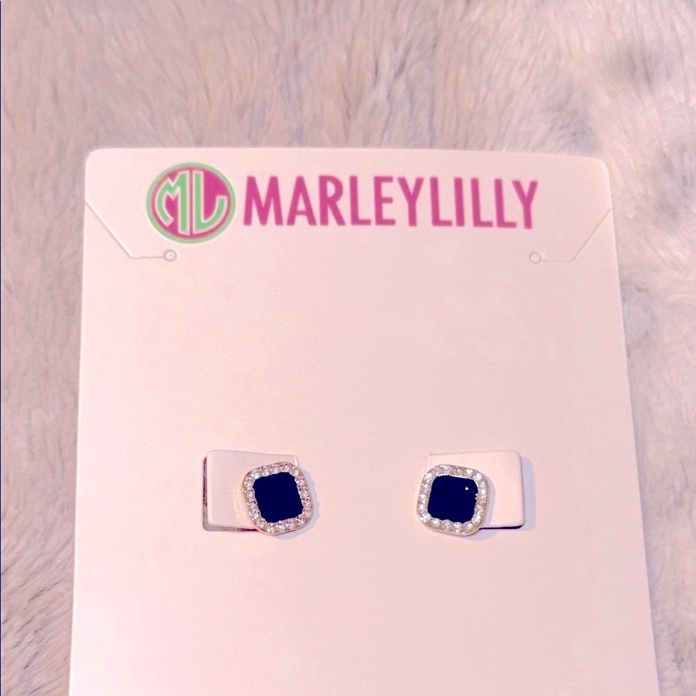 Marleylilly rounded square stud earrings